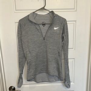 Nike Gray Long Sleeve Pullover